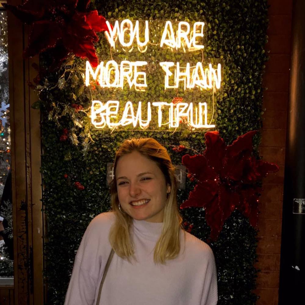 Meet your Posher, Alayna